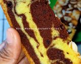 Foto langkah ke 8 dari resep Bolu Marmer Kenari.