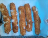 A picture of step 4 of Nikki's Mozzarella cheese sticks.
