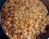 A picture of step 1 of Khatti Mitthi Tuver Dal.