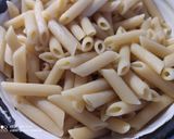 Paradicsomos-hagymás csirkemell bőséges sajttal recept fázis 2 fotója