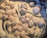 A picture of step 5 of Creamy Garlic Mushrooms.