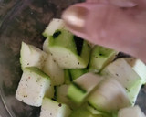 Foto del paso 2 de la receta: Hamburguesa con espinacas y calabacín con miel y mostaza