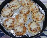 Mini Chicken Tandoori Pizzas recipe step 1 photo
