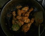 Foto langkah ke 4 dari resep Semur pedas paha ayam.