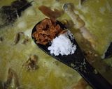 Foto langkah ke 5 dari resep Opor Kuning Ayam Kampung.