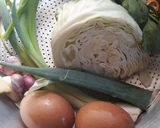 Foto langkah ke 1 dari resep Telur dadar sayur.
