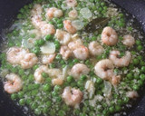 Foto del paso 1 de la receta: Fideos con alcachofas, merluza y gambas 🍲