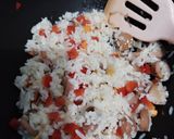 Foto langkah ke 3 dari resep Nasi Goreng Paprika.