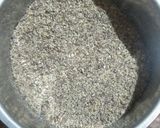 A picture of step 2 of Flax seeds laddu.