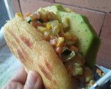 Foto del paso 4 de la receta: Arepa rellena de calabacín y aguacate🥑🍘🥗