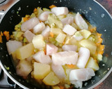 Foto del paso 6 de la receta: Guiso de merluza con aguacate
