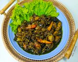 Foto langkah ke 4 dari resep Tumis Cumi Hitam Pedas.