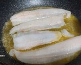 Foto del paso 3 de la receta: Filetes de gallo con salsa de aprovechamiento