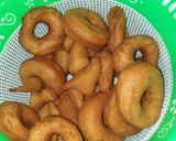 A picture of step 7 of Fried doughnuts#4weeks challenge.