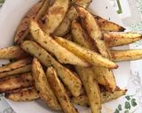 Foto langkah ke 5 dari resep Rosemary roasted potato wedges (kentang wedges panggang rosemary.