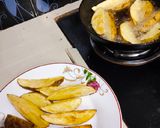 Foto langkah ke 2 dari resep French Fries Beef Cheese Melted.