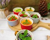 Hình bước làm 1 của món Panna cotta