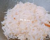 A picture of step 3 of Bánh Ít Lá Gai with Coconut Filling.
