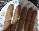 A picture of step 3 of Seekh kabab fish bread.