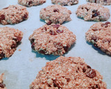 Foto del paso 3 de la receta: Galletas de avena con canela y chocolate