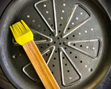 Foto del paso 3 de la receta: Pizza de atún con borde de queso