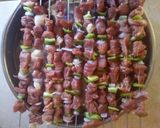 صورة لخطوة 2 من وصفة شواء على فحم🍖🍖 😋😋😋