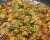 A picture of step 4 of Arvi and Turai sabzi.