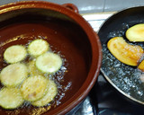 Foto del paso 2 de la receta: Tumbet con escalopes ternera.Takeway