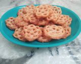 A picture of step 17 of Sweet Flower Khaja (Achappam) with Rabadi (fusion).