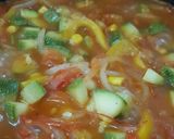 Foto del paso 2 de la receta: Calabacitas entomatadas con queso