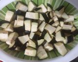 Foto del paso 1 de la receta: Ensalada Tibia de Berenjenas y Tofu de Porotos
