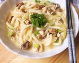 Foto langkah ke 4 dari resep Mie Udon Ayam Jamur Kuah Creamy.