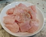 Foto del paso 2 de la receta: Ñoquis con pimientos tricolor, pollo y pesto de pipas