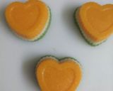 A picture of step 6 of Tricolour dhokla.