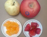 Foto langkah ke 1 dari resep Salad buah dan saus strawberry.