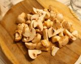A picture of step 1 of MINT Chilli GARLIC MUSHROOM.