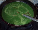 A picture of step 7 of Palak paneer.