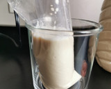 Foto del paso 2 de la receta: Bolis de cacahuate y leche de almendra