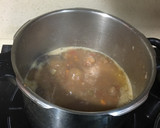 Foto del paso 5 de la receta: Carrillera de cerdo guisada (olla perfect)