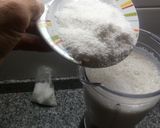 Foto del paso 2 de la receta: Licuado de banana con coco