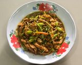 รูปขั้นตอนการทำที่ 2 ของ ผัดเผ็ดหมูลูกเหรียง