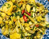 Hình bước làm 5 của món Trời mưa bạn ăn gì ? ẾCH OM CHUỐI TIÊU XANH 🐸🍌