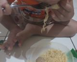 Foto langkah ke 7 dari resep Mie tek-tek ala suami😘.