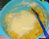 Foto langkah ke 2 dari resep Kastengel ekonomis (no mixer, no oven).