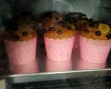 Foto langkah ke 4 dari resep Banana cupcake (no mixer).