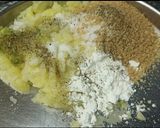 A picture of step 3 of White Peas Ragda Patties.