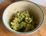 Foto del paso 3 de la receta: Muffins de quinoa y aguacate 🥑
