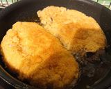 A picture of step 3 of Breaded pork chop, shrimp and mushrooms.