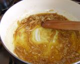 Foto del paso 2 de la receta Solomillo de cerdo al curry con cebolla caramelizada sin azúcar