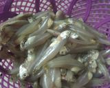 Foto langkah ke 1 dari resep Wader goreng lapis telur.